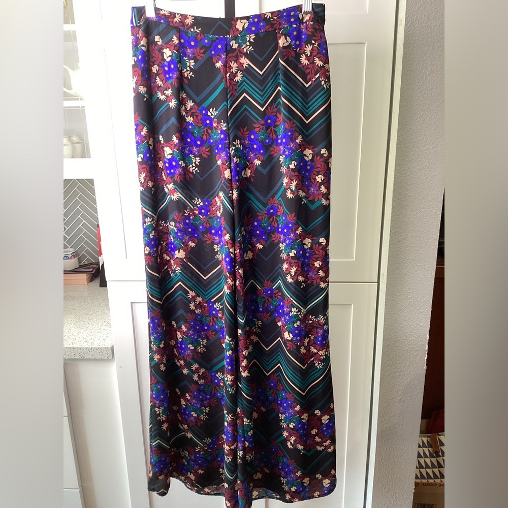 SALE - Lush Wide Leg Pants, size Small/Medium